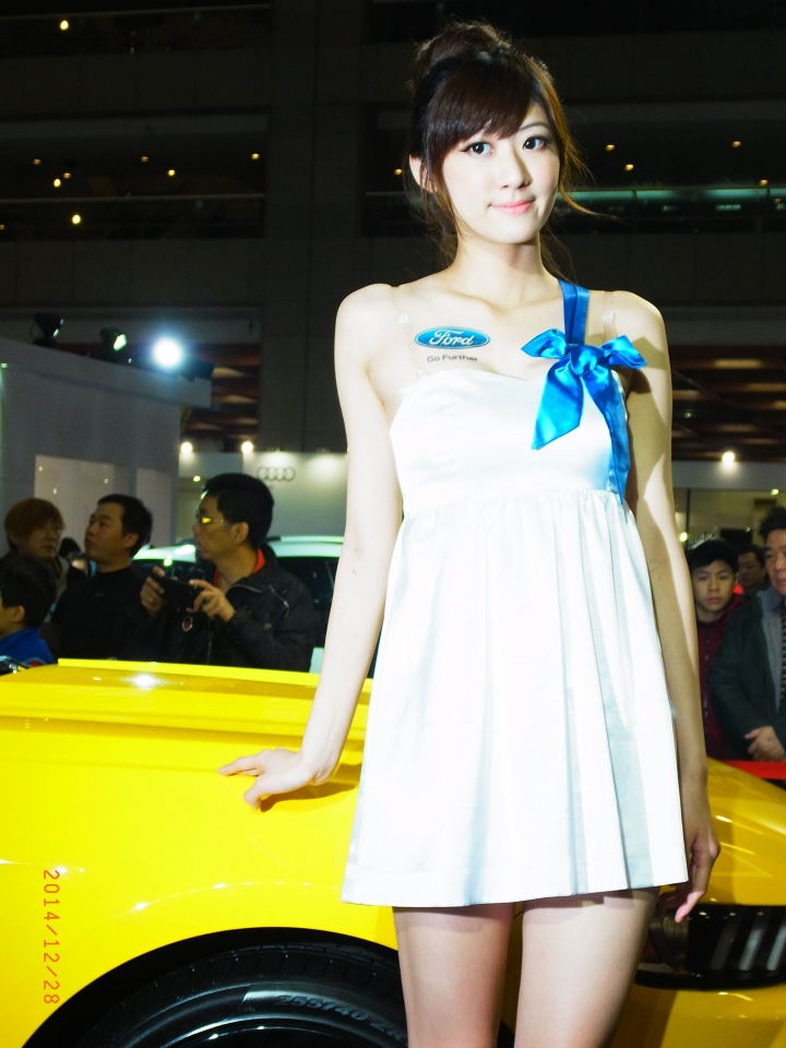 莖濤HIGH浪~2015台北車展最佳展場女郎MVP是她