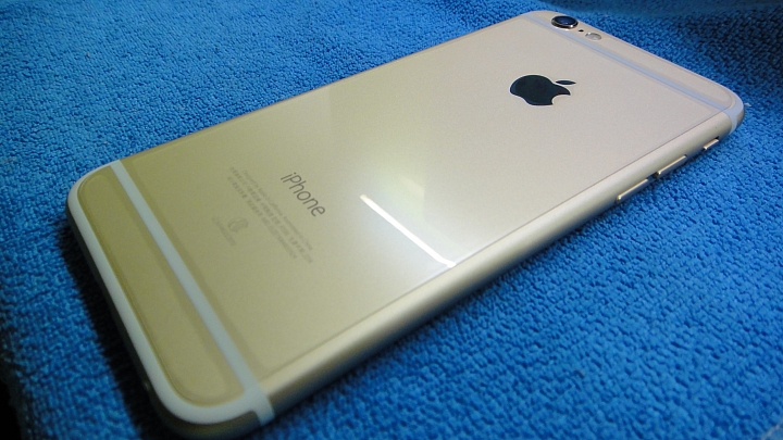 [簡單開箱] 犀牛盾iPhone 6黑色保護殼