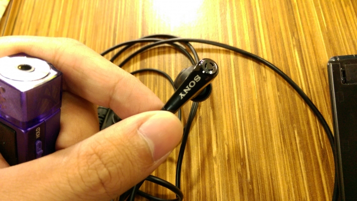 SONY WALKMAN NWZ-M504開箱