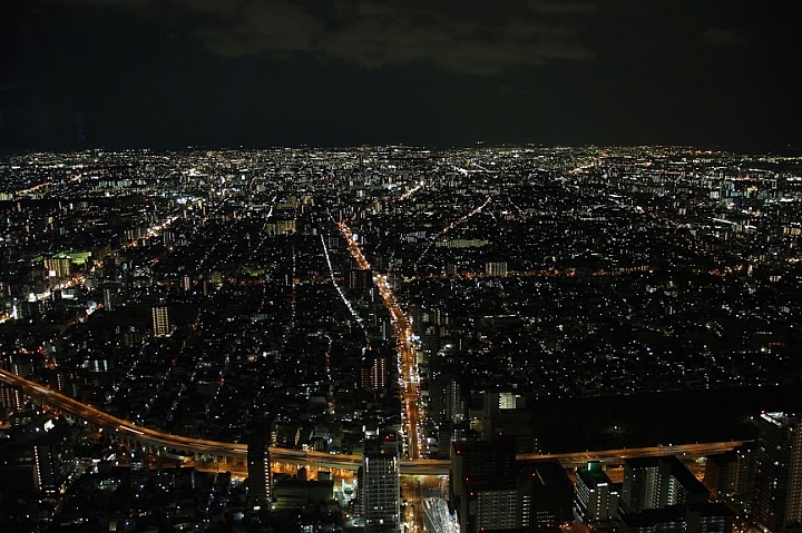 【大阪夜景】梅田‧空中庭園展望台 v.s. 天王寺‧Harukas 300展望台