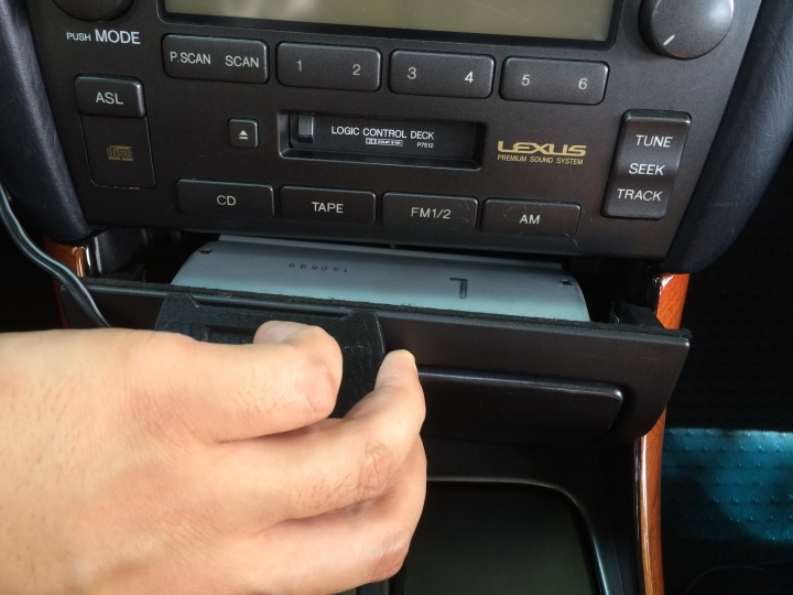 [分享] 老車不死！1999年LEXUS GS300原廠主機增加AirPlay/Line In功能！ （NEXUM TuneBox/LINKA）