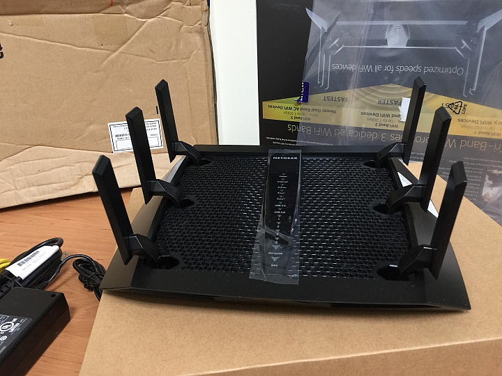 Netgear R8000 簡易開箱