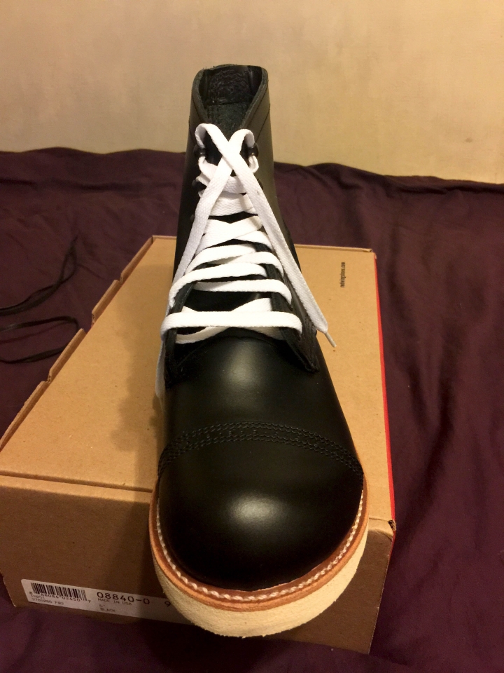 <開箱>(實穿照補上)首發!Red Wing 8840(上蠟鞋帶補上)