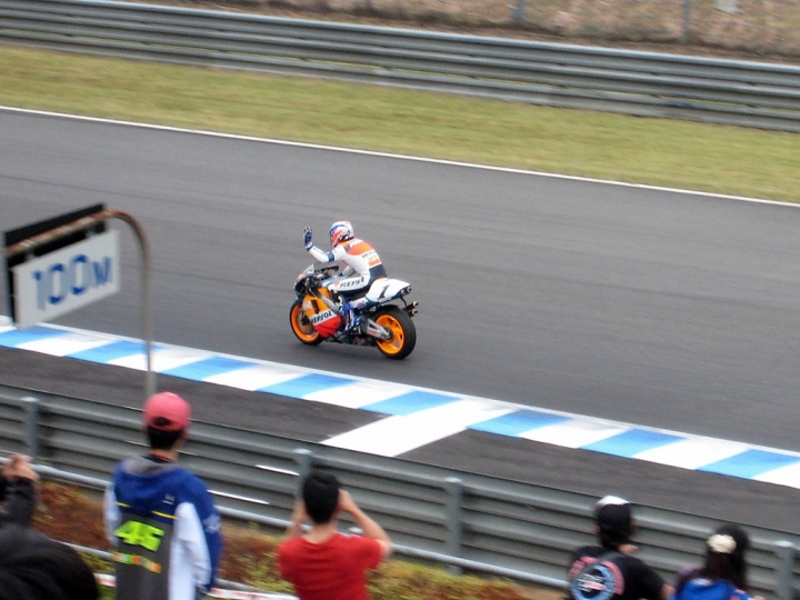 [作品分享] 登峰造極！1998年式 REPSOL Honda NSR500 杜漢戰駒暨MotoGP日本站簡短心得