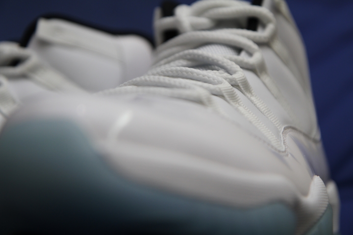 ［開箱］Air Jordan XI - Legend Blue