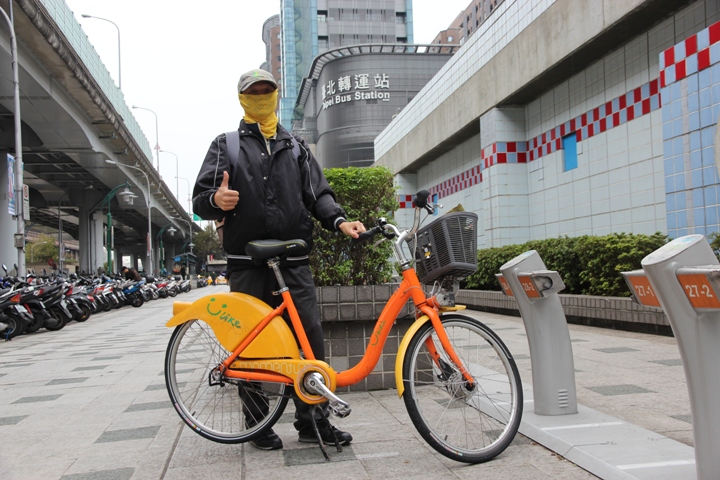 騎 U-Bike 輕 鬆 遊 台 北 大 稻 埕 ( 大 同 區 )