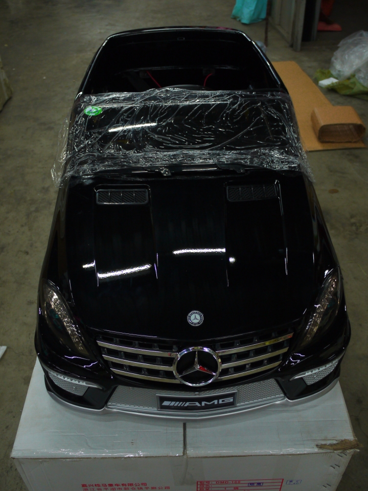 Mercedes-benz M-Clas  ML63 AMG  頂級奢華版 (兒童用)開箱