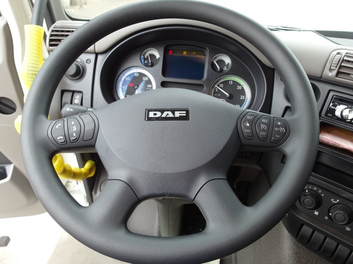 分享 DAF 2015年全新車款 CF65  280  4X2  17噸商用貨車 ....