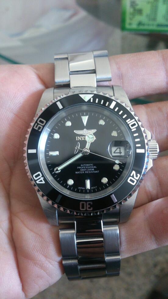 爬文後購買了INVICTA 8926OB & 9223 SPEEDWAY