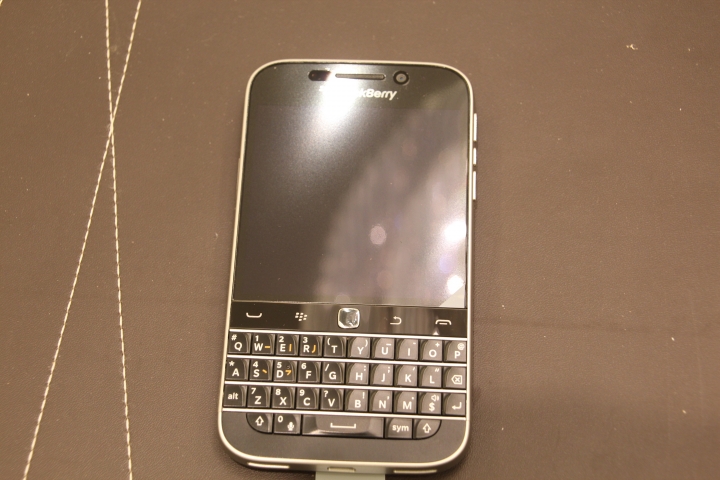 BlackBerry Classic 經典開箱文