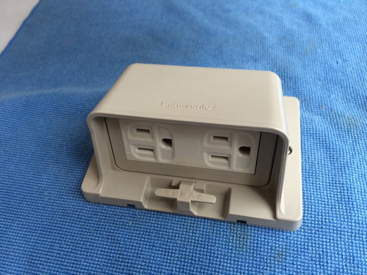 「開箱」15公斤滾筒洗衣機 美泰克 MAYTAG MHW4200BW