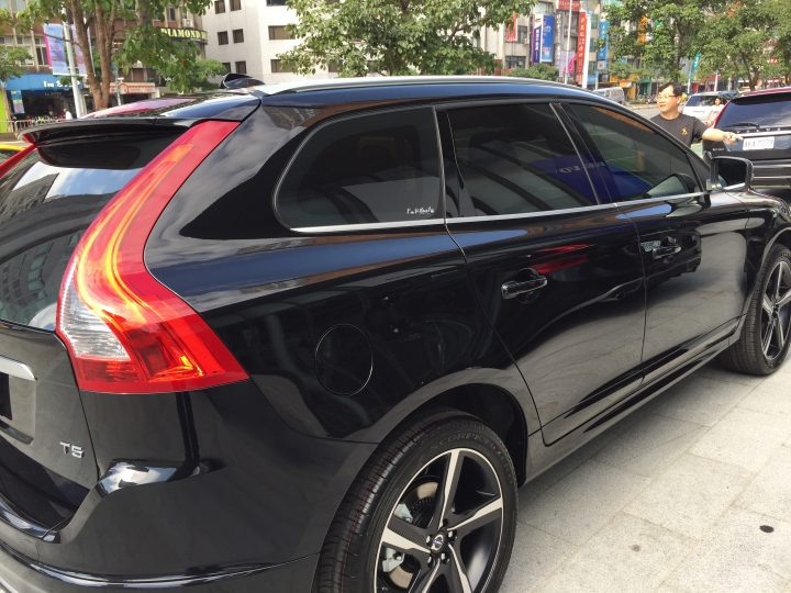 我的 XC60 R-design 也訂了（1/17補開箱照）