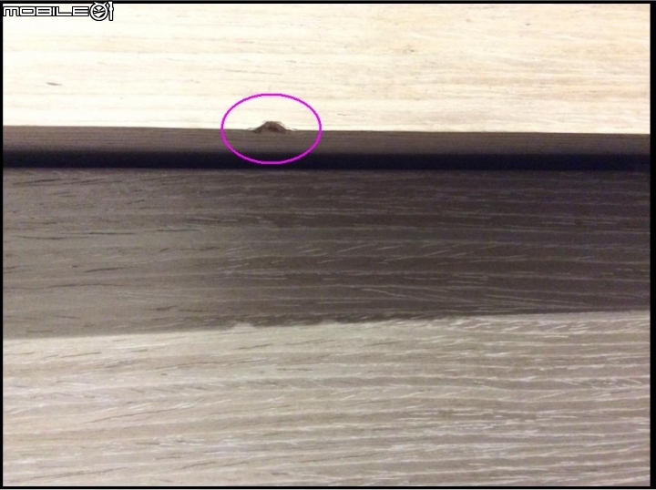 書桌被硬物k到缺一角貼皮掉了該怎麼補比較好呢?