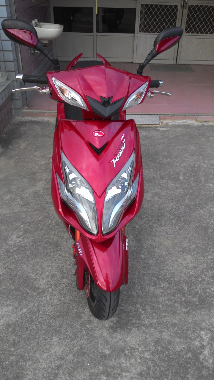 RCK 180 (ABS+motocam)暗紅色開箱