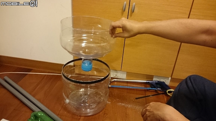 蒸餾水瓶 DIY 迷你魚菜共生系統 Mini Aquaponics