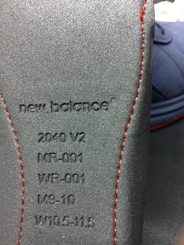 New Balance 總統慢跑鞋  M2040v2 Navy with Red