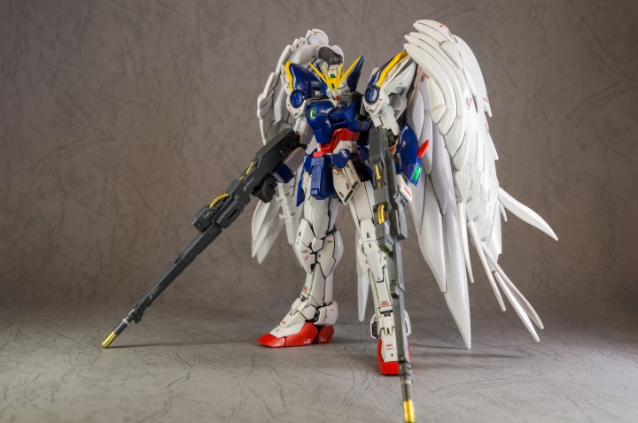 [分享]好雞翅，不買嗎？RG Wing Gundam Zero EW 素組