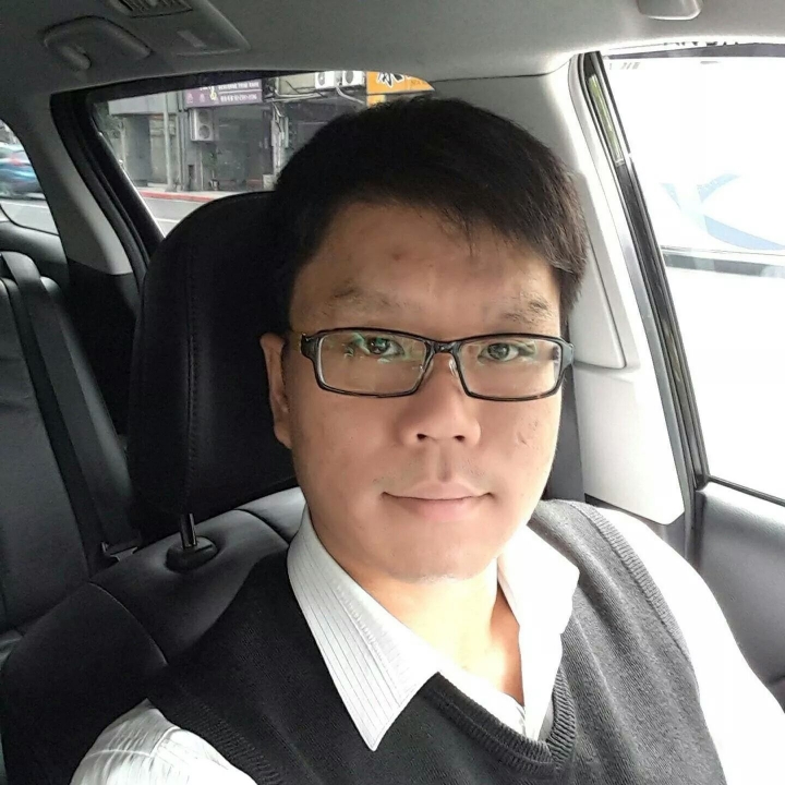 （更新照片2/21）請幫我看看喲…便服照
