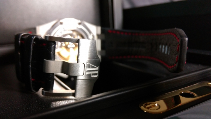[開箱] 愛彼離岸型 AP Audemars Piguet Royal Oak Offshore