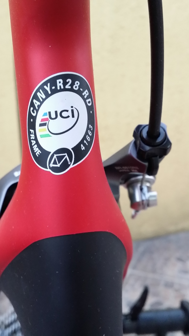 [開箱文]2015 Canyon Aeroad CF SLX 7.0 DI2
