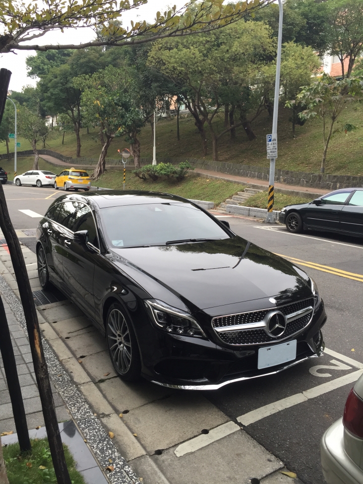 小改款 CLS 400 SHOOTING BRAKE小小開箱