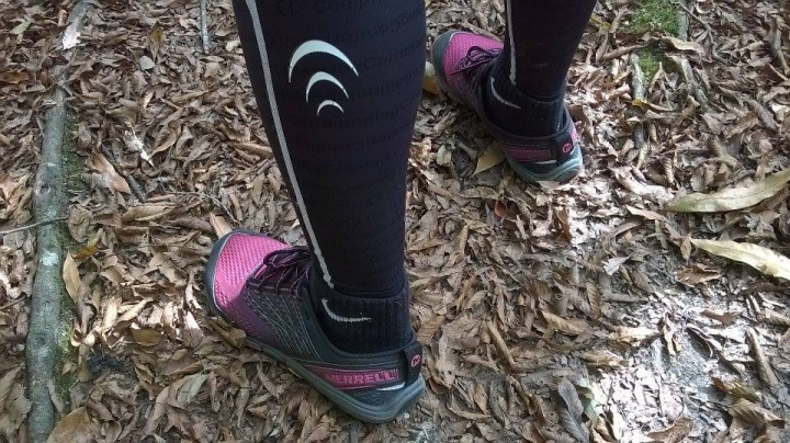 [開箱鞋測] Merrell ASCEND GLOVE-瓦拉米步道