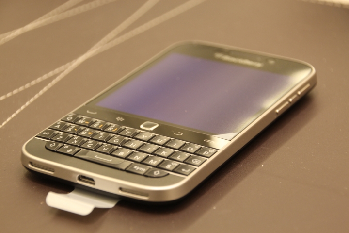 BlackBerry Classic 經典開箱文
