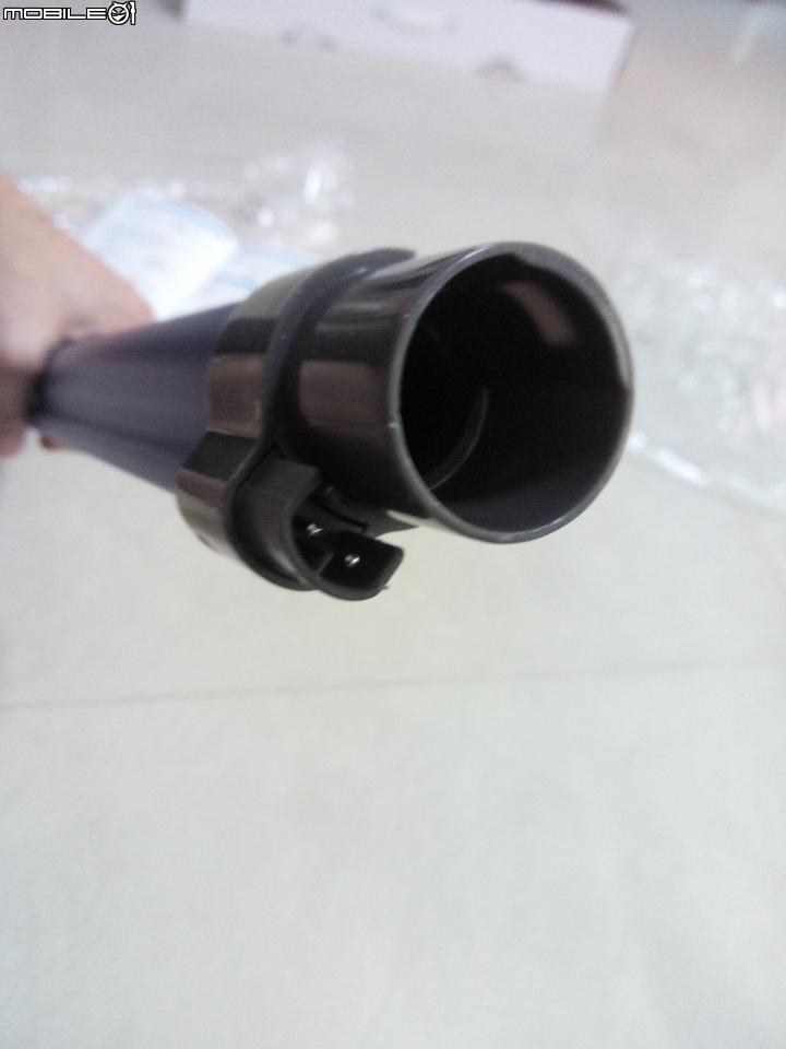 [開箱]THOMSON SA-V03D 手持無線吸塵器