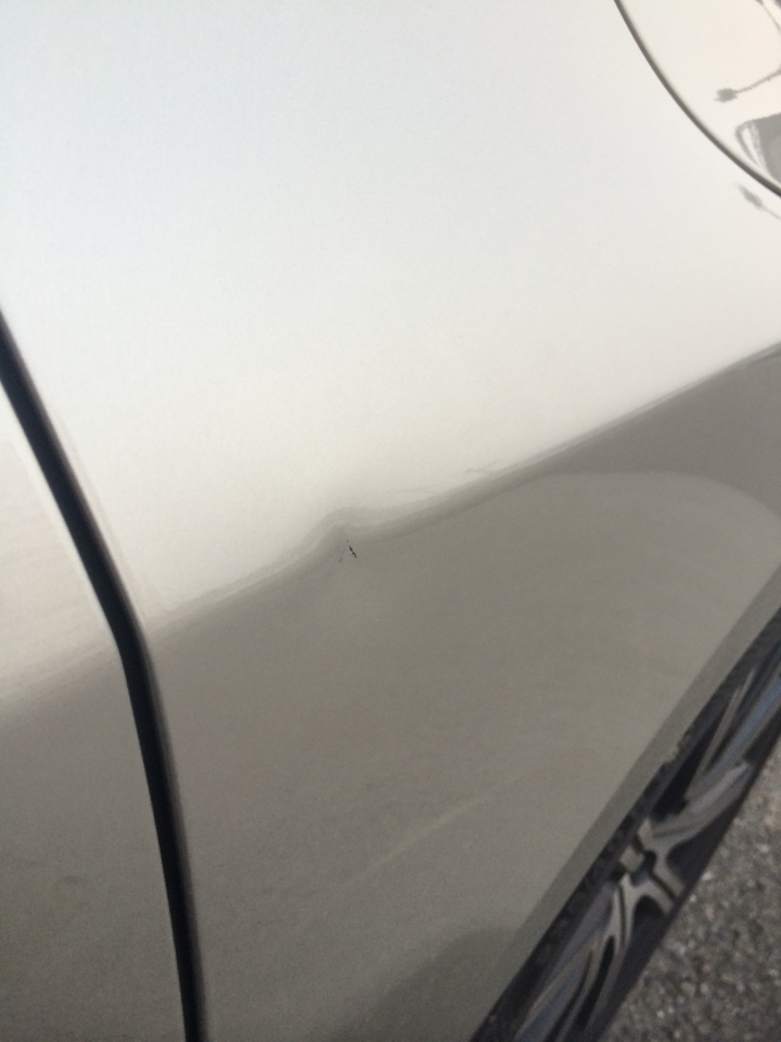 Volvo烤漆也耐撞