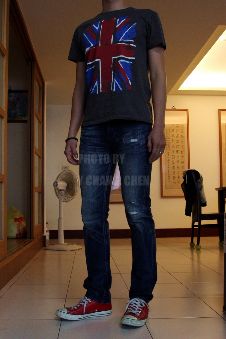 [洛基分享] 破盤破到爆的牛仔褲，Uniqlo prue blue jeans [超激價格]