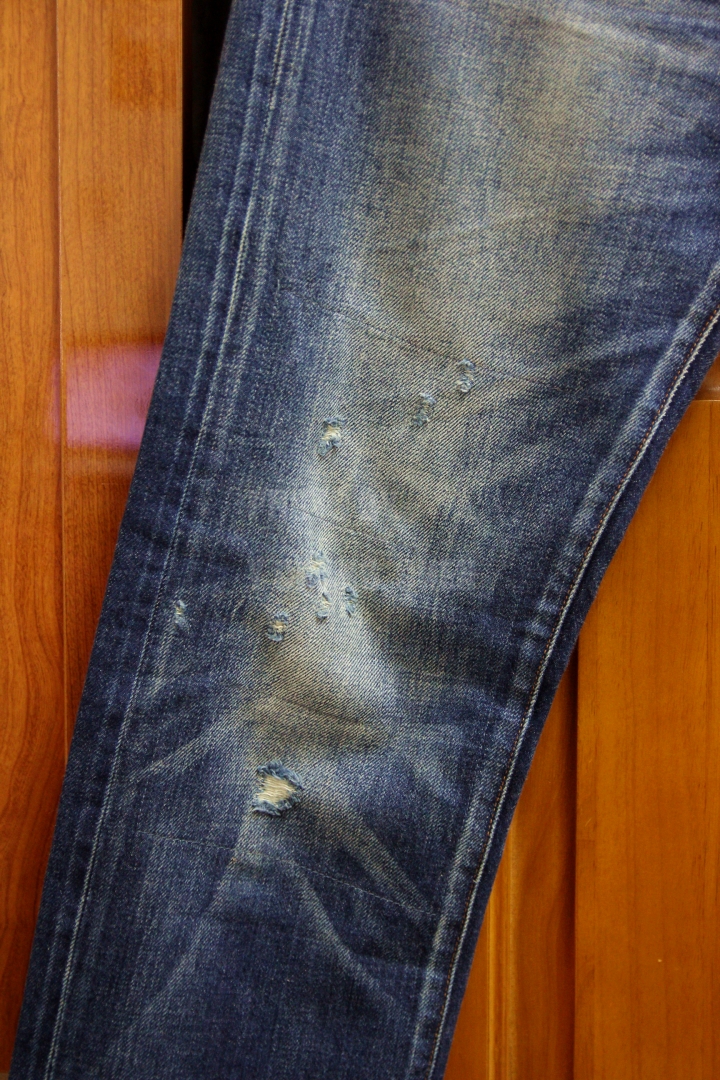 [洛基分享] 破盤破到爆的牛仔褲，Uniqlo prue blue jeans [超激價格]