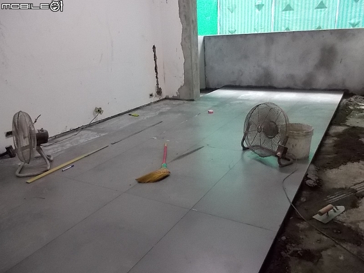 自己的房子自己規劃......圖多勿入(拍得不好)