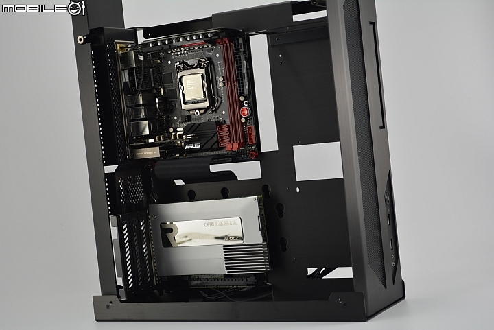 01/26更新記憶體大亂鬥【挑戰地表最強Mini-ITX】聯力PC-O5S 開箱