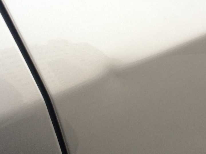 Volvo烤漆也耐撞