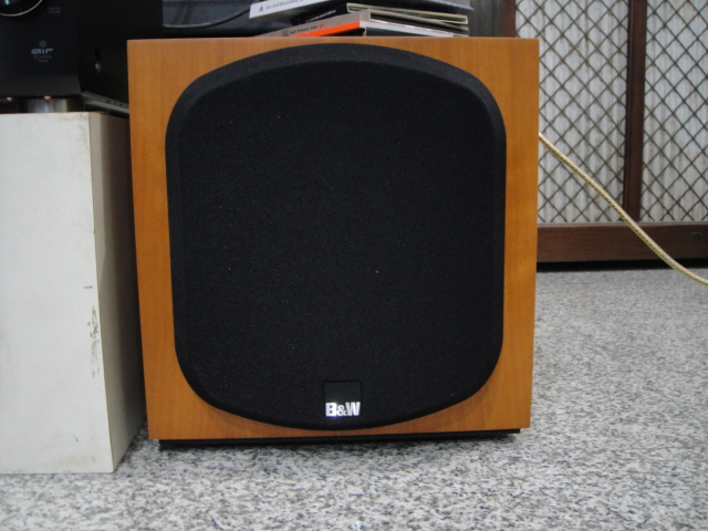 剛買的PIONEER SC-LX88，PIONEER BDP-LX88，B&W HTM4S，B&W ASW700
