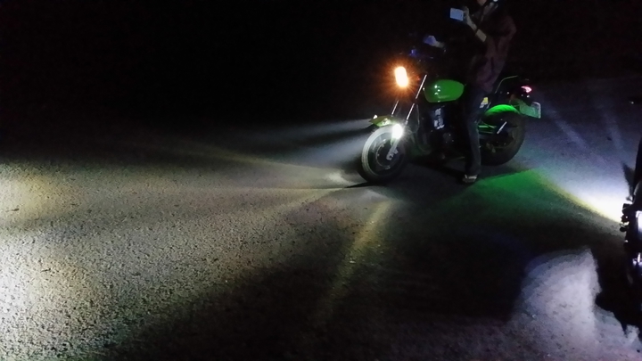 [電系] 貓瞳LED車燈(附與HID比較和試車影片)