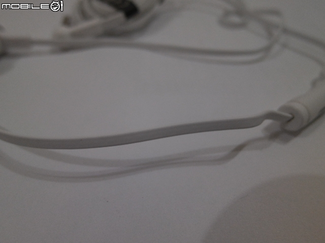 JBL E10 耳機 開箱文 JBL SYNCHROS E10 買了很開心 CP值好高