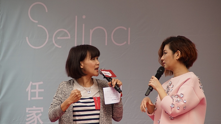 Selina 個人首張專輯3.1415簽唱會照片分享~~[多圖]
