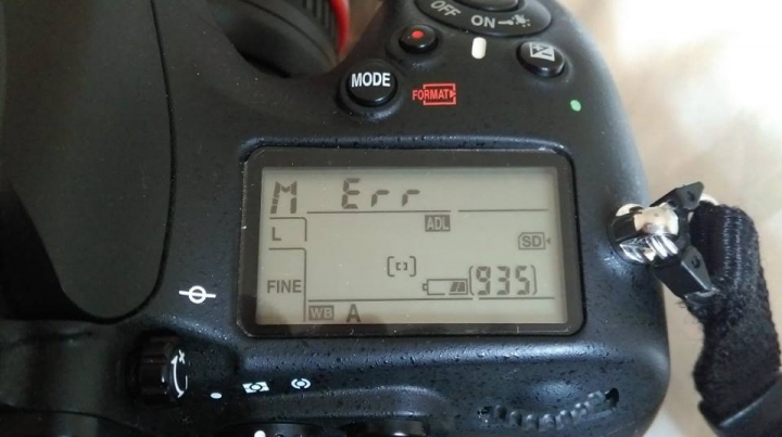 D800E 請問光圈連動桿組維修報價合理嗎???