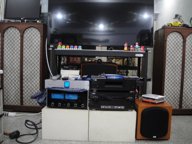 剛買的PIONEER SC-LX88，PIONEER BDP-LX88，B&W HTM4S，B&W ASW700