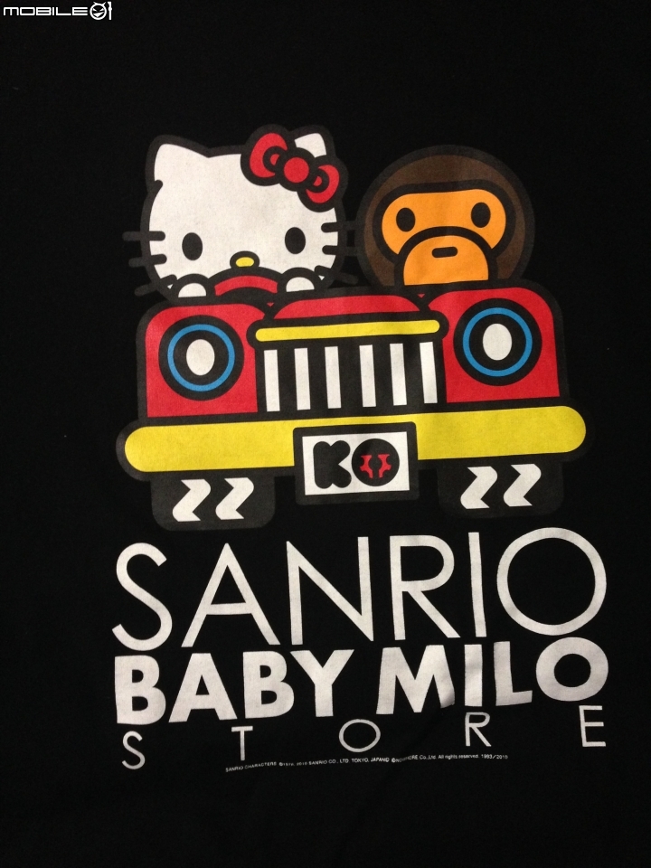 幾年前的聯名款APE x Hello Kitty