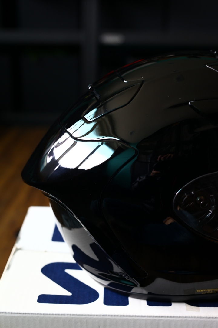 『開箱』遲來的開箱SHOEI X-TWELVE 素黑