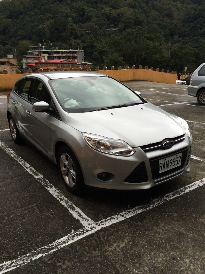 Focus1.6試駕心得 石碇財神廟發財去~~