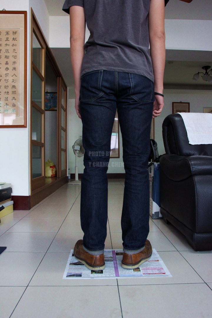 [洛基分享] 破盤破到爆的牛仔褲，Uniqlo prue blue jeans [超激價格]