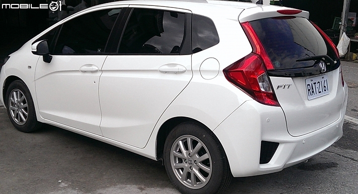 HONDA FIT V.S. FORD FOCUS 5D 1.6的租車使用分享
