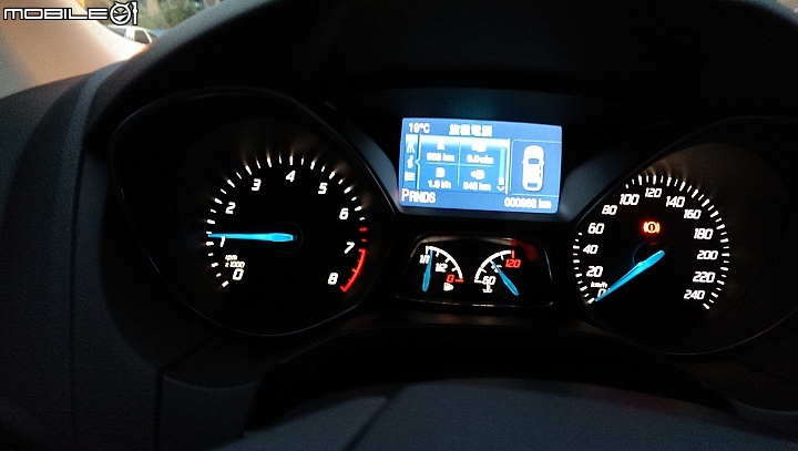 HONDA FIT V.S. FORD FOCUS 5D 1.6的租車使用分享