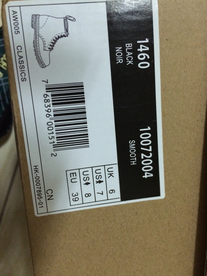 想請問這雙dr martens 1460 真假