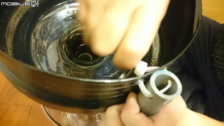 蒸餾水瓶 DIY 迷你魚菜共生系統 Mini Aquaponics