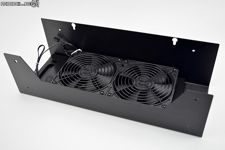 01/26更新記憶體大亂鬥【挑戰地表最強Mini-ITX】聯力PC-O5S 開箱
