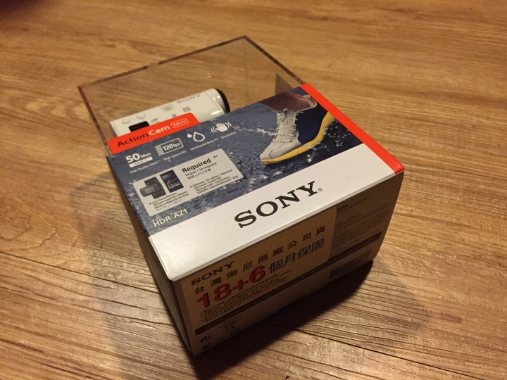 {mr.獅;:彘 開箱&分享} mini，輕便，單車好夥伴 SONY HDR-AZ1
